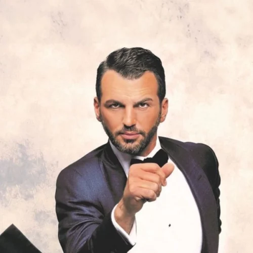 Tony Dovolani